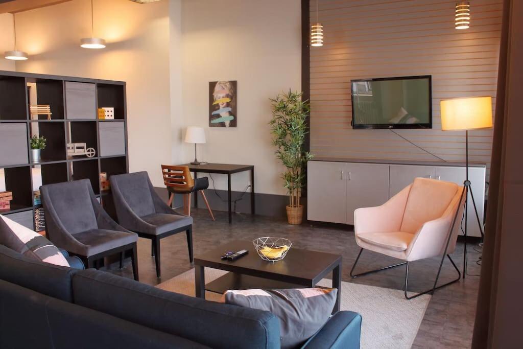 Suite #B, Industrial Styling, Ac Halifax Eksteriør billede